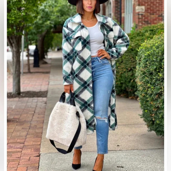 Elan Jackets & Blazers - Elan Oversized Shirt Jacket green plaid size S